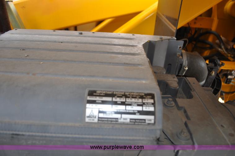 image for item F2101 2005 Haulotte HA61 JRT boom lift