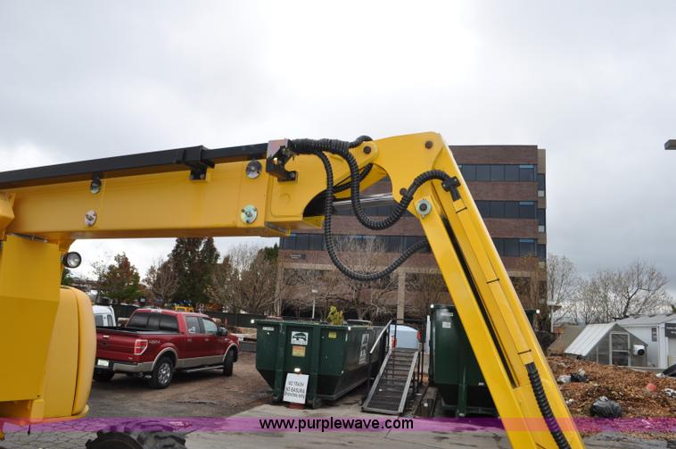 image for item F2101 2005 Haulotte HA61 JRT boom lift