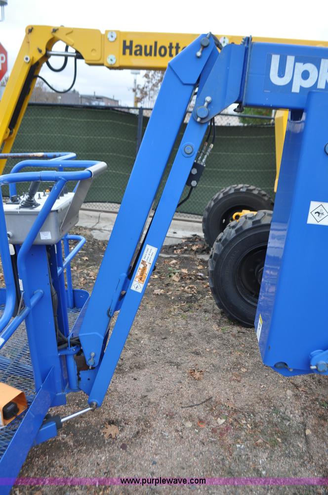 image for item F2102 2002 Up Right AB46 Bi-Energy boom lift