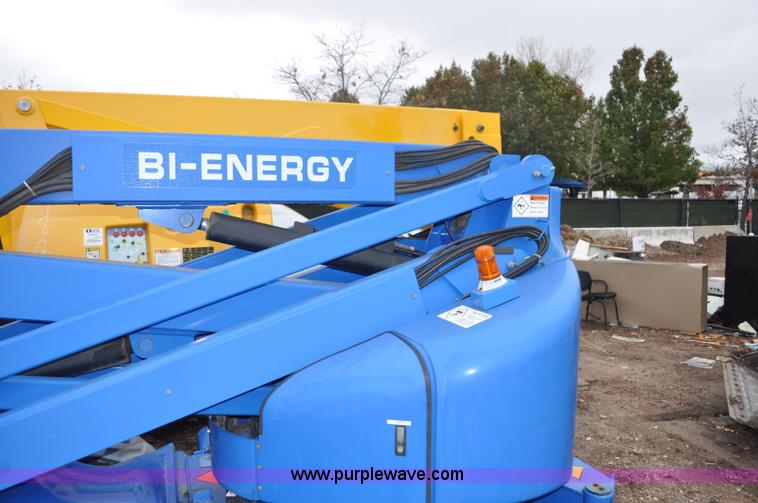 image for item F2102 2002 Up Right AB46 Bi-Energy boom lift