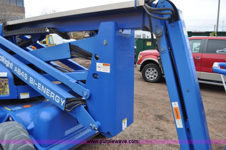 image for item F2102 2002 Up Right AB46 Bi-Energy boom lift