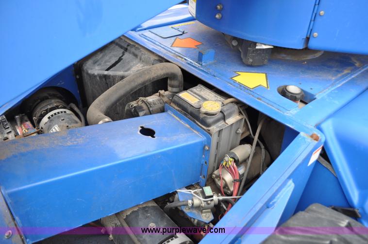 image for item F2102 2002 Up Right AB46 Bi-Energy boom lift