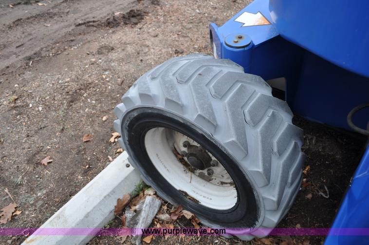 image for item F2102 2002 Up Right AB46 Bi-Energy boom lift