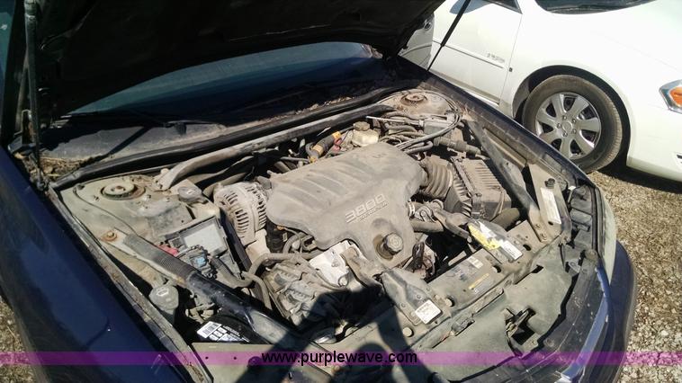 image for item F8372 2002 Chevrolet Impala