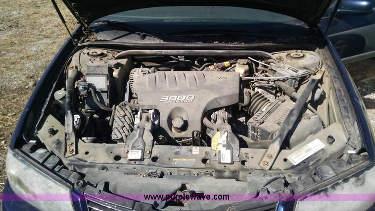 image for item F8372 2002 Chevrolet Impala