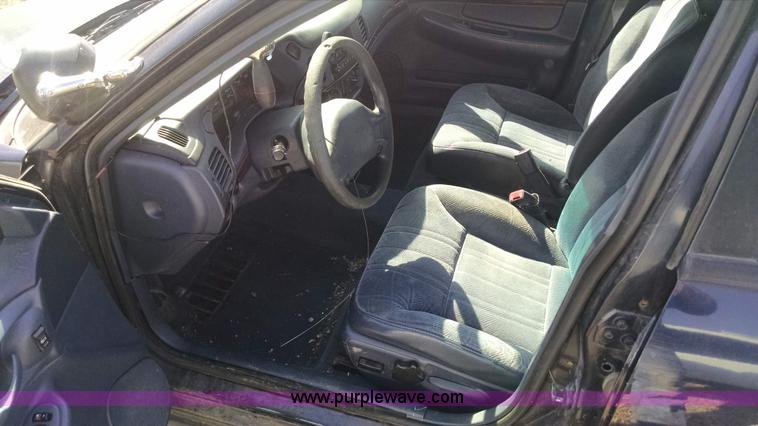 image for item F8372 2002 Chevrolet Impala