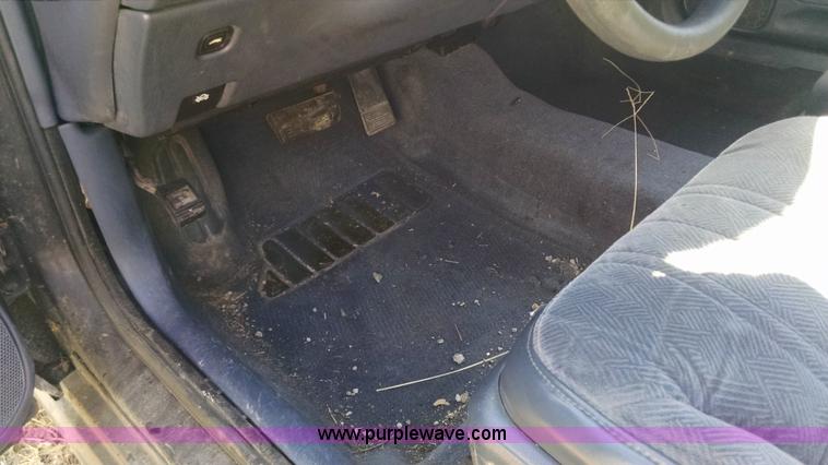 image for item F8372 2002 Chevrolet Impala