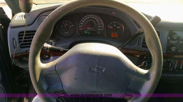 image for item F8372 2002 Chevrolet Impala