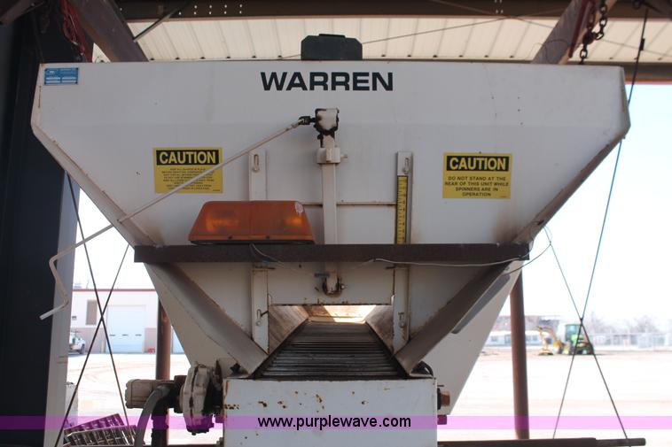 image for item H5893 Warren spreader bed