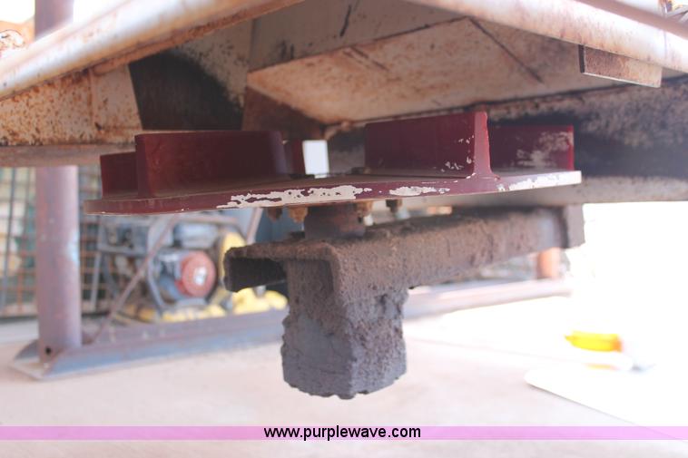 image for item H5893 Warren spreader bed