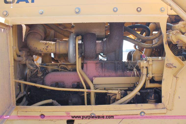 image for item H5898 1978 Caterpillar D6D dozer