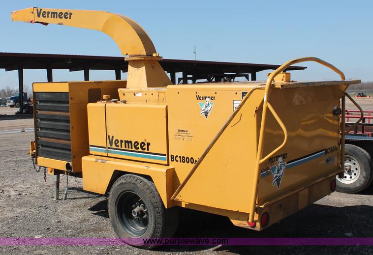 image for item H5899 Vermeer BC1800A wood brush chipper