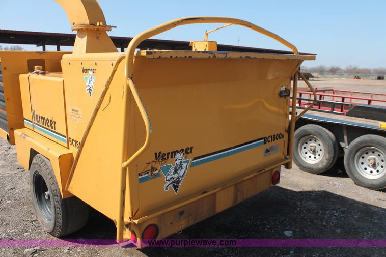 image for item H5899 Vermeer BC1800A wood brush chipper