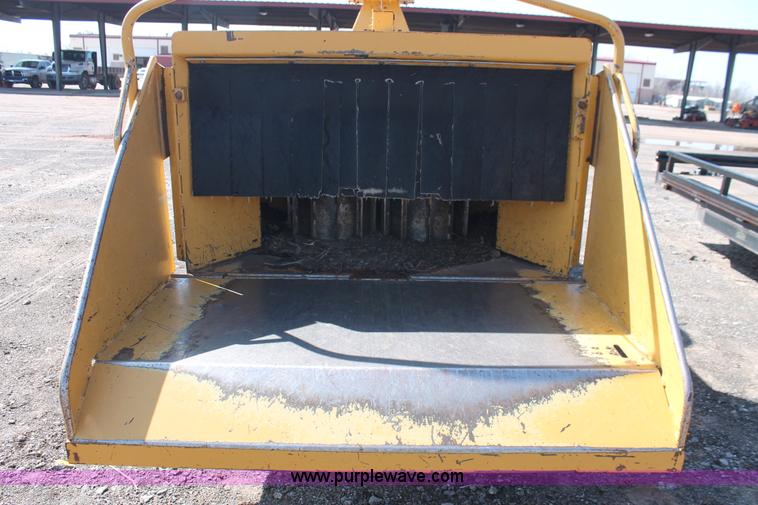 image for item H5899 Vermeer BC1800A wood brush chipper