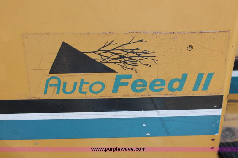 image for item H5899 Vermeer BC1800A wood brush chipper