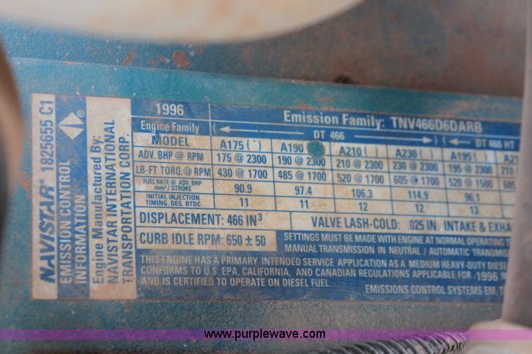 image for item H5901 1996 International 4700 truck cab and chassis