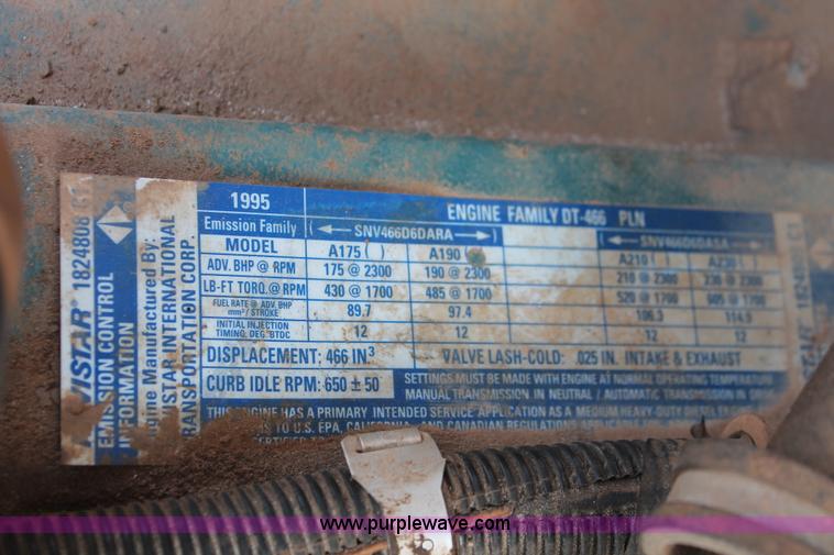 image for item H5902 1995 International 4700 dump truck