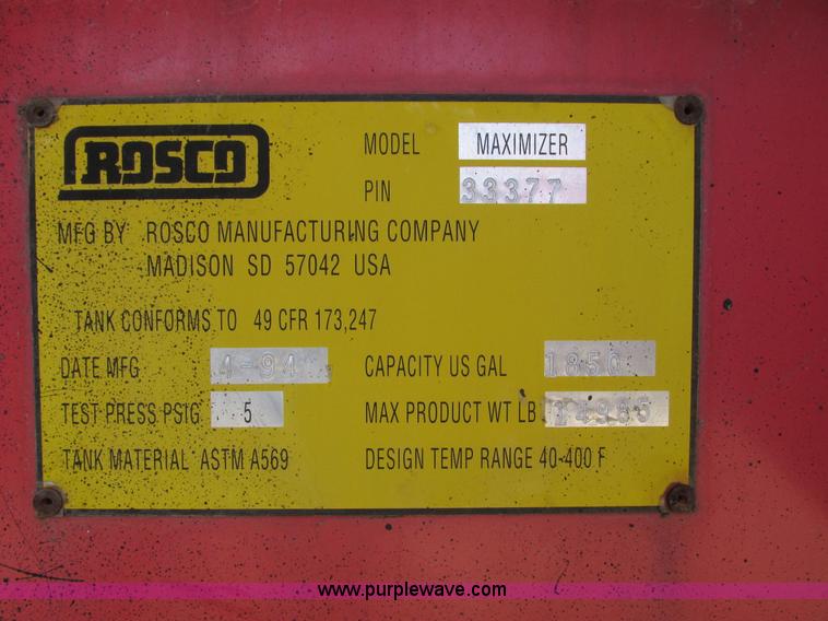 image for item I4044 1994 Ford F700 oil distributor truck