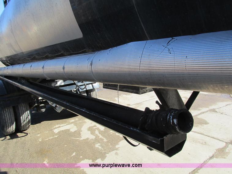 image for item I4045 1993 Etnyre asphalt tanker trailer