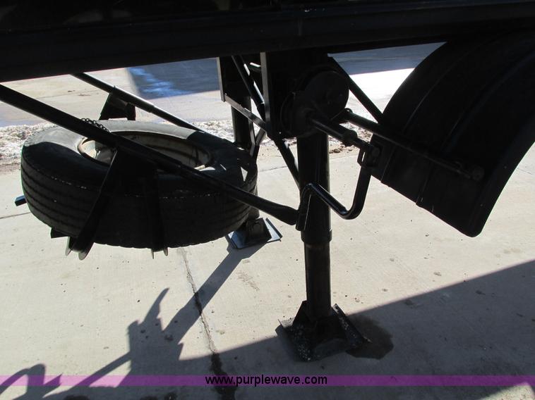 image for item I4045 1993 Etnyre asphalt tanker trailer