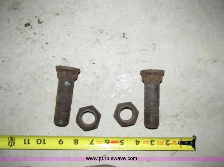 image for item I4060 Assorted bucket attachments