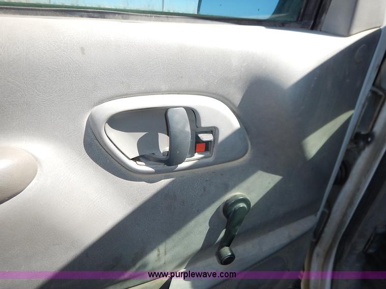 image for item I5018 1998 Chevrolet 1500 pickup truck