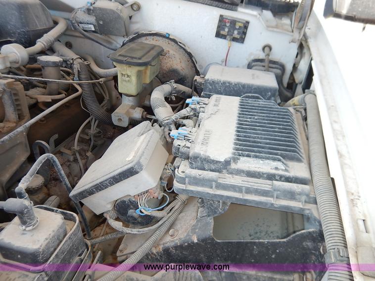 image for item I5018 1998 Chevrolet 1500 pickup truck