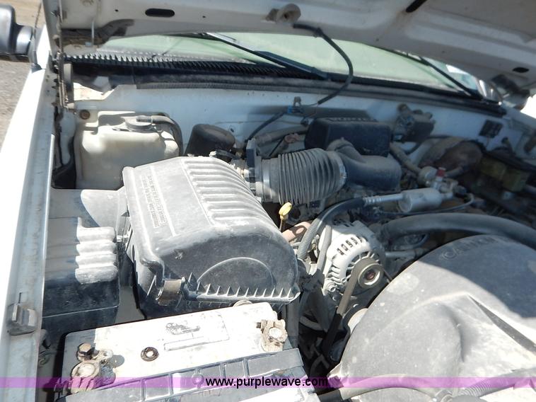 image for item I5018 1998 Chevrolet 1500 pickup truck