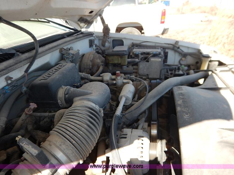 image for item I5018 1998 Chevrolet 1500 pickup truck