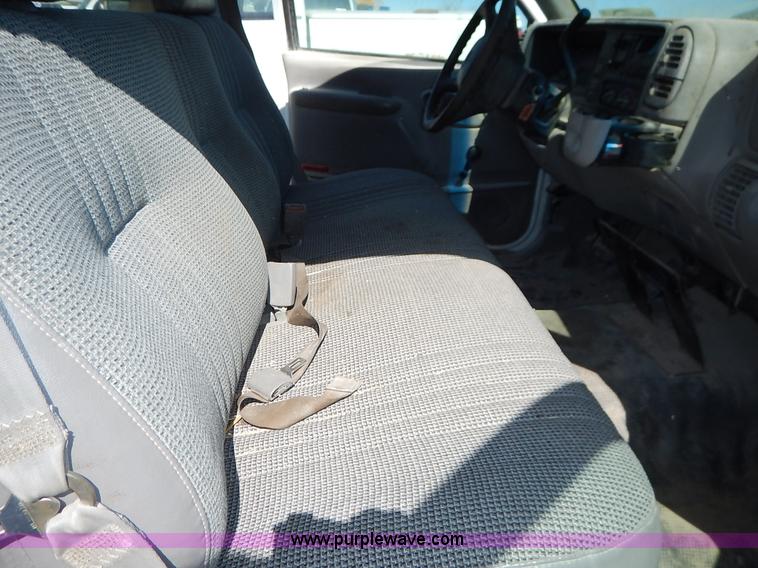 image for item I5018 1998 Chevrolet 1500 pickup truck