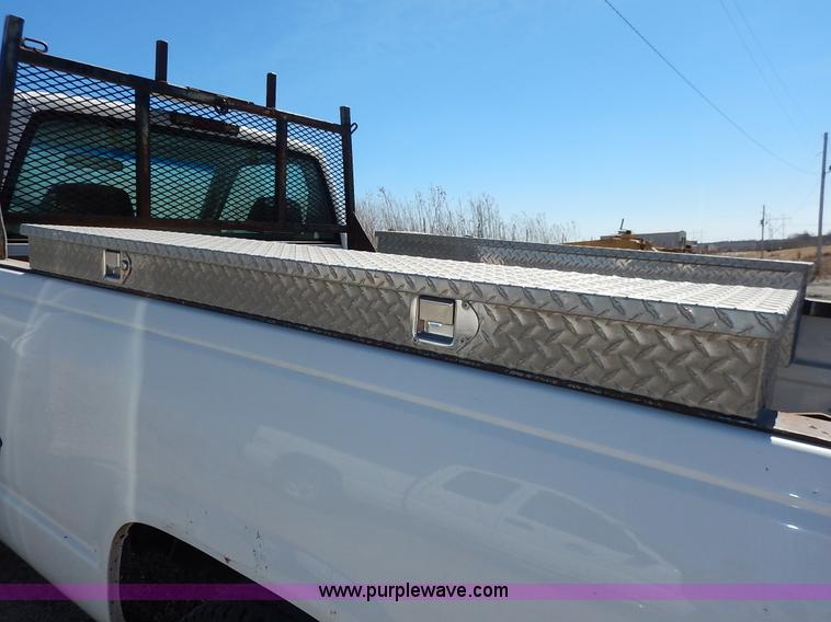 image for item I5018 1998 Chevrolet 1500 pickup truck