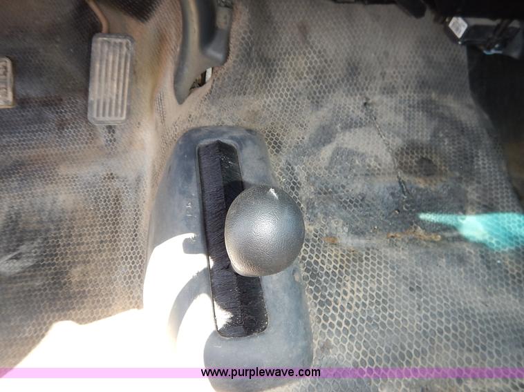 image for item I5019 2002 Chevrolet Silverado 1500 Ext. Cab pickup truck