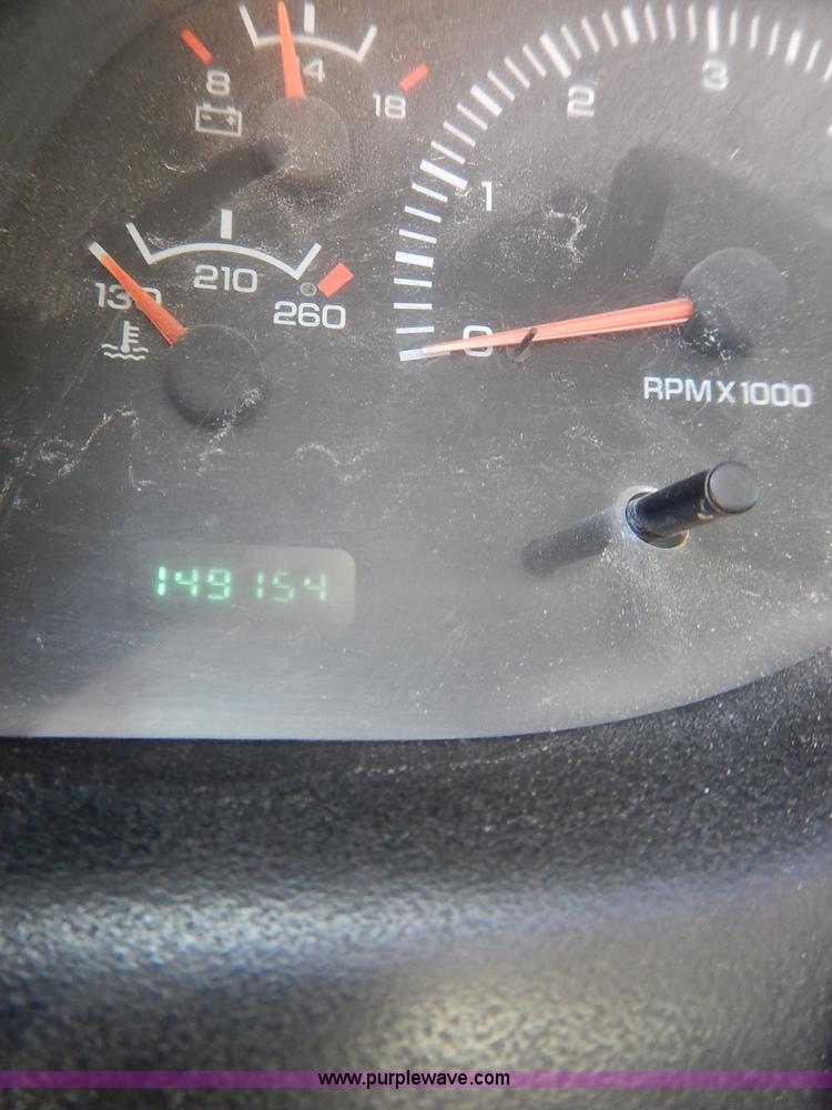 image for item I5020 2001 Dodge Ram 1500 pickup truck