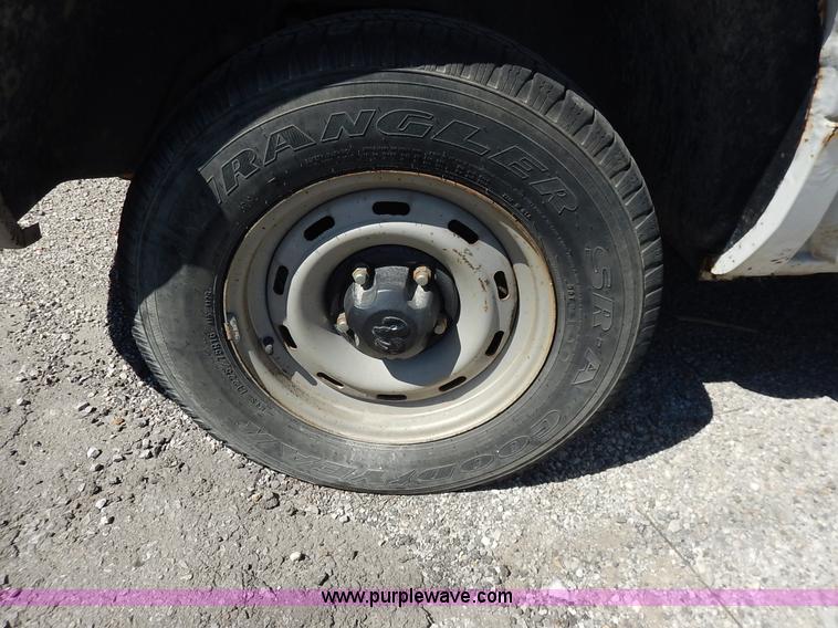 image for item I5020 2001 Dodge Ram 1500 pickup truck