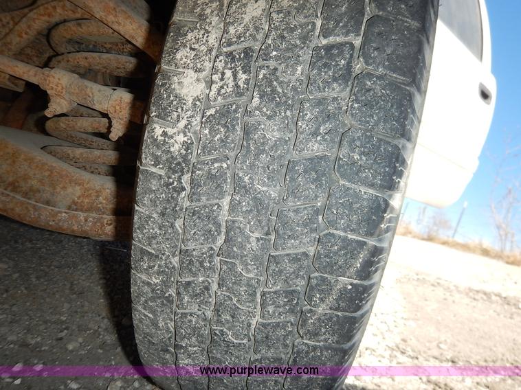 image for item I5020 2001 Dodge Ram 1500 pickup truck