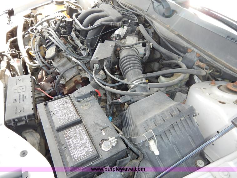 image for item I5025 2006 Ford Taurus SE