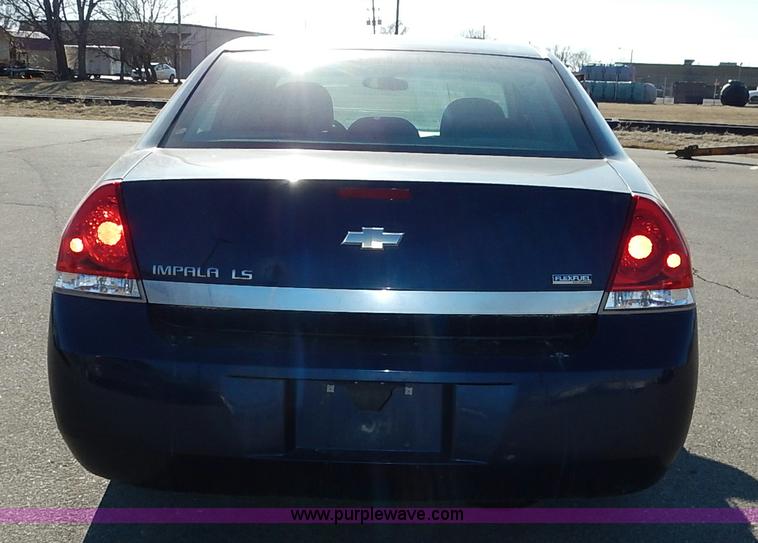 image for item I5027 2009 Chevrolet Impala LS