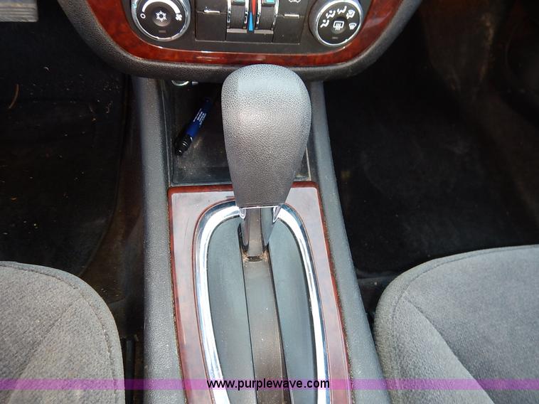 image for item I5027 2009 Chevrolet Impala LS