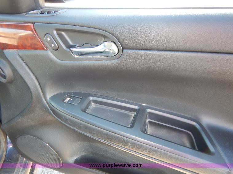 image for item I5027 2009 Chevrolet Impala LS