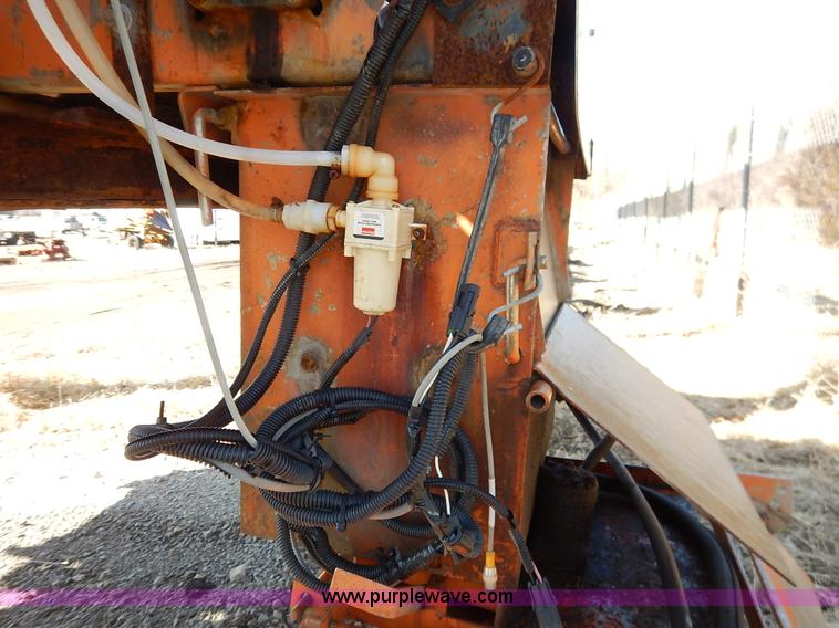 image for item I5049 1993 Monroe 409 spreader