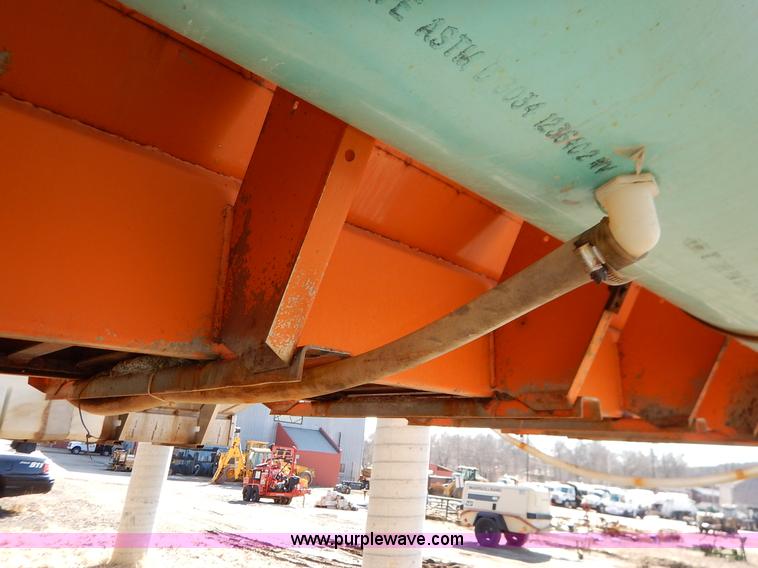 image for item I5049 1993 Monroe 409 spreader