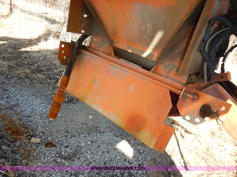 image for item I5049 1993 Monroe 409 spreader