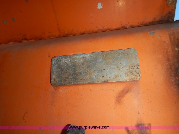 image for item I5049 1993 Monroe 409 spreader