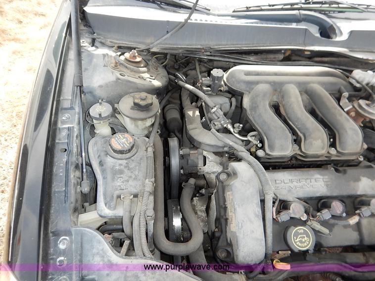 image for item I5057 2000 Ford Taurus SE