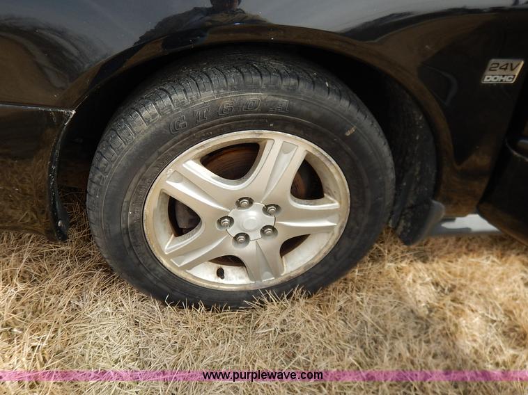 image for item I5057 2000 Ford Taurus SE