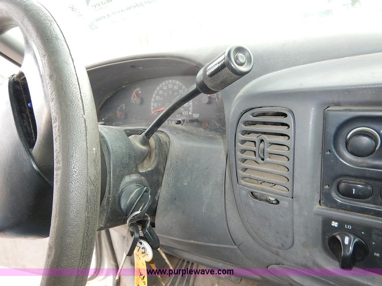 image for item I5100 1999 Ford F150 pickup truck