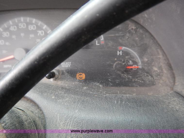 image for item I5100 1999 Ford F150 pickup truck