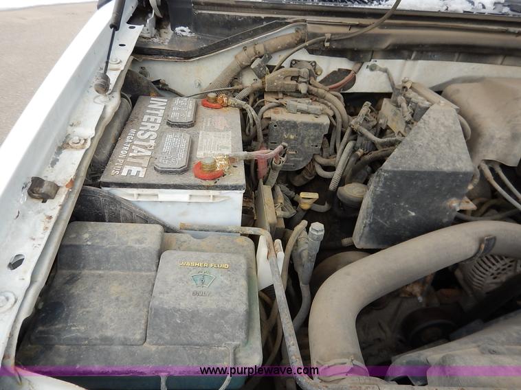 image for item I5100 1999 Ford F150 pickup truck