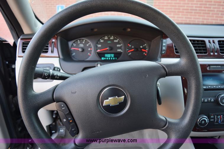image for item K2331 2010 Chevrolet Impala LS
