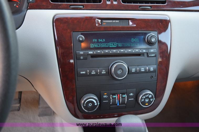 image for item K2331 2010 Chevrolet Impala LS